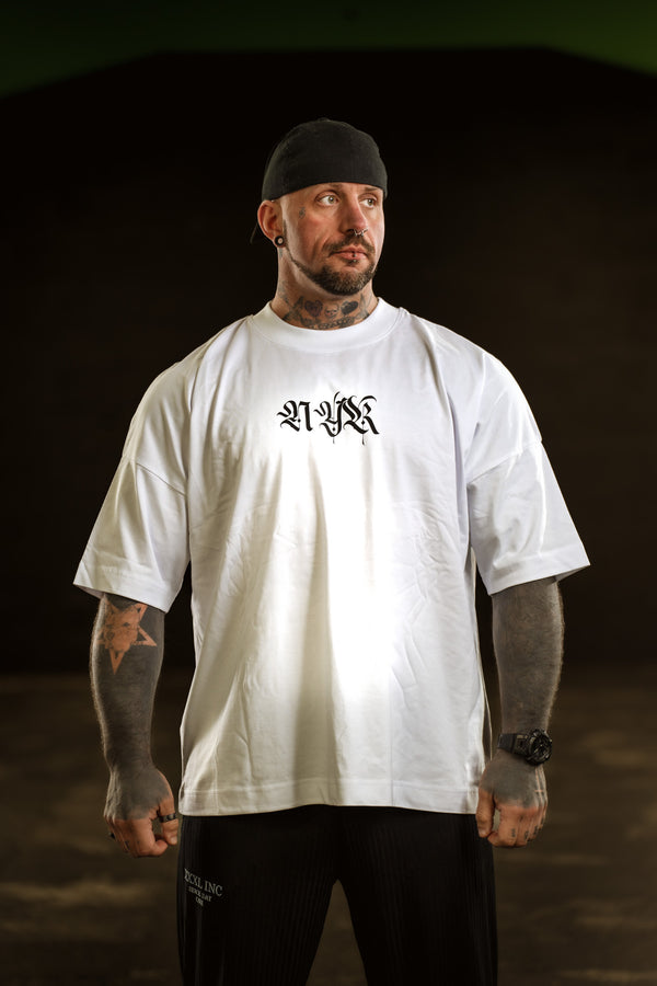 The Oversized T